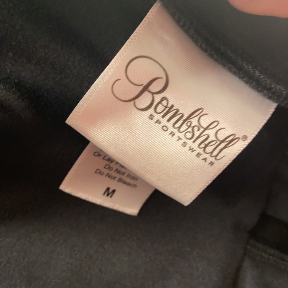 Bombshell Sportswear Black High-Waist Leggings - Picture 4 of 5